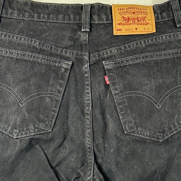 Vtg 90s Levi's 550 Relaxed Tapered Leg High Rise Black Denim Jeans Sz 16L 33x33 - Picture 3 of 12